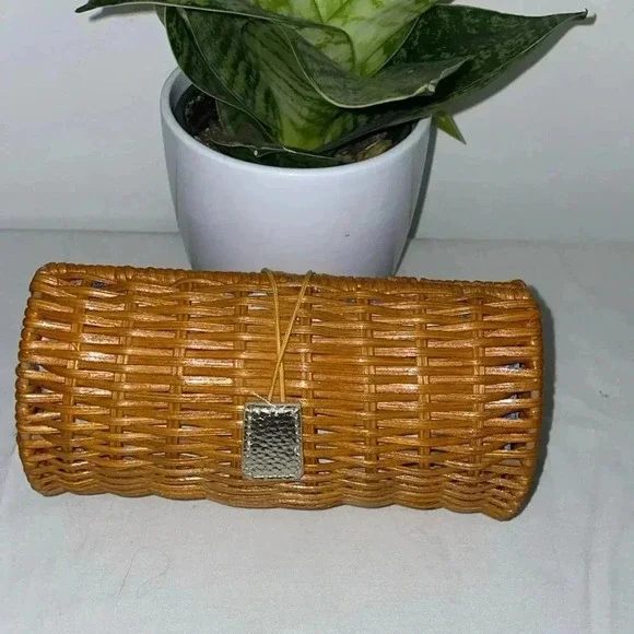 Lilly Pulitzer 🌺 Wicker Case 🌺 - Picture 2 of 5